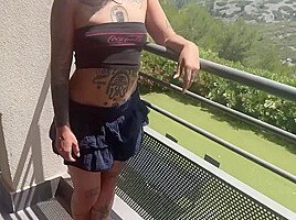 Alyson, a very vicious Italian guide – Jacquie et Michel TV