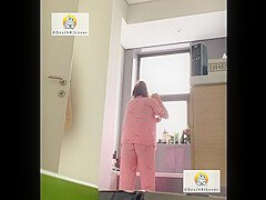 Desi NRI Indian Doctor Bhabhi Full Shower HiddenCam Video